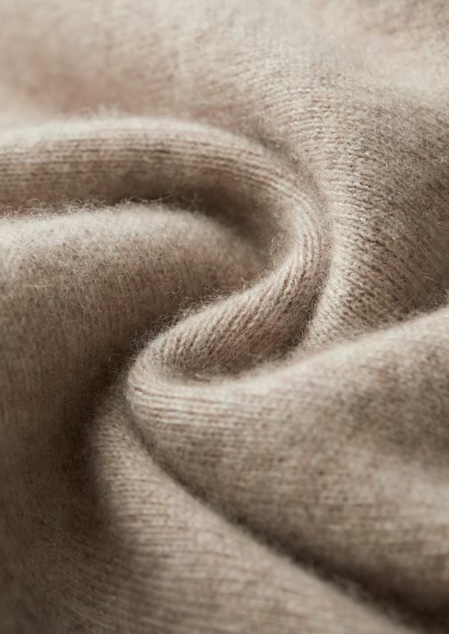 Luxurious Extra-Fine Merino Wool Luzzo Collection