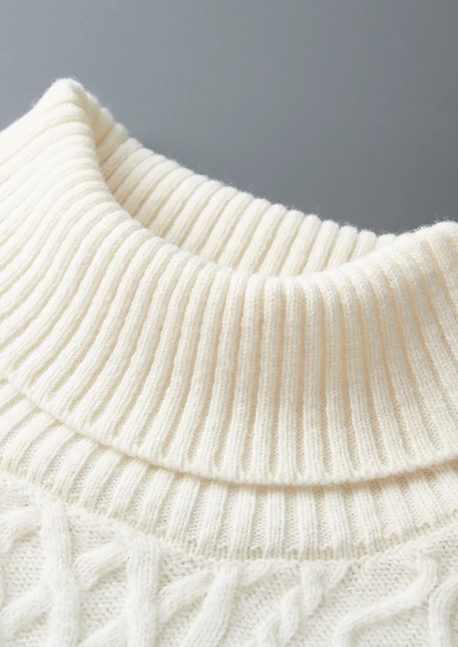 Premium Extra-Fine Merino Wool Roll Neck for Winter