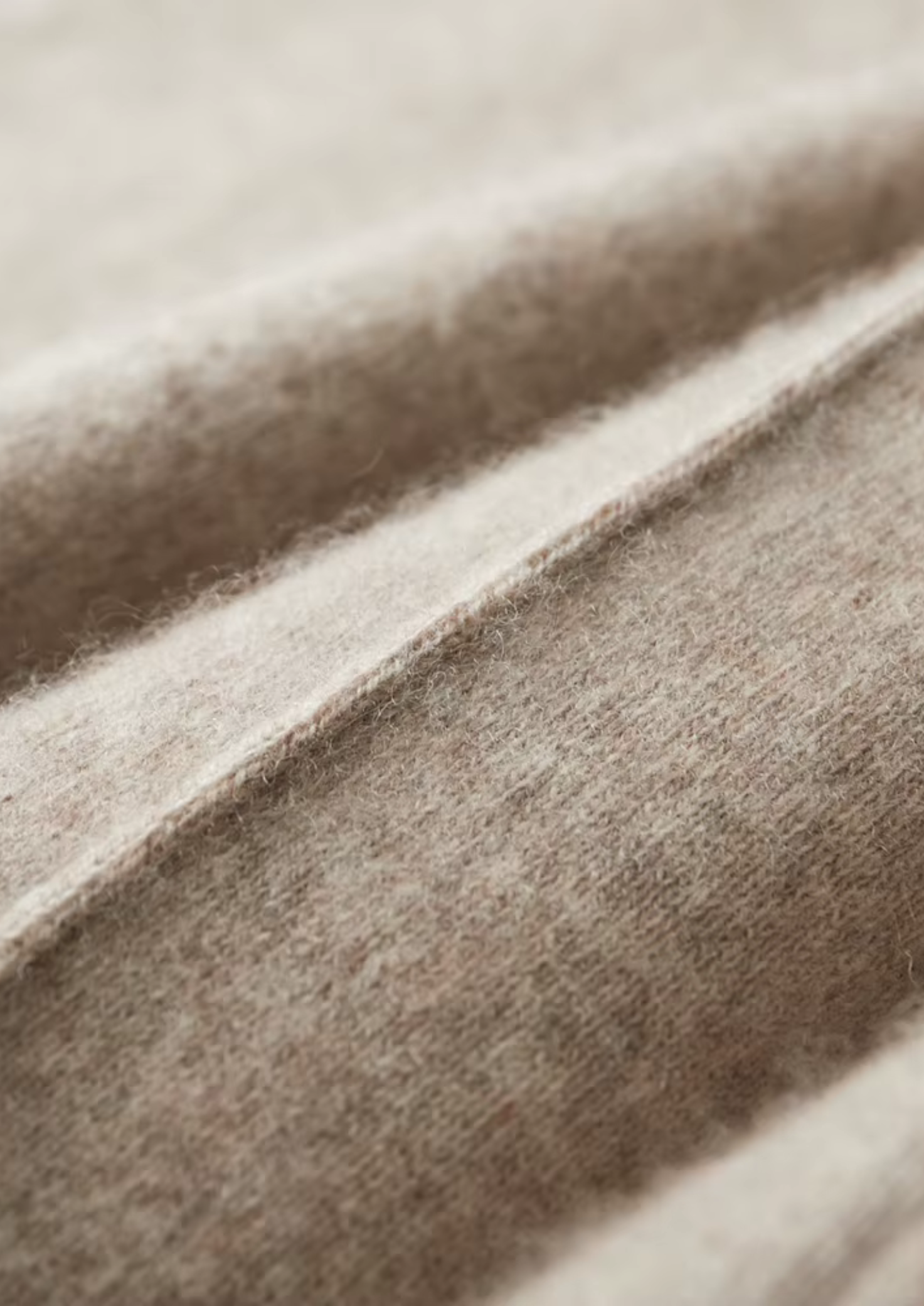 Luxurious Extra-Fine Merino Wool Luzzo Collection