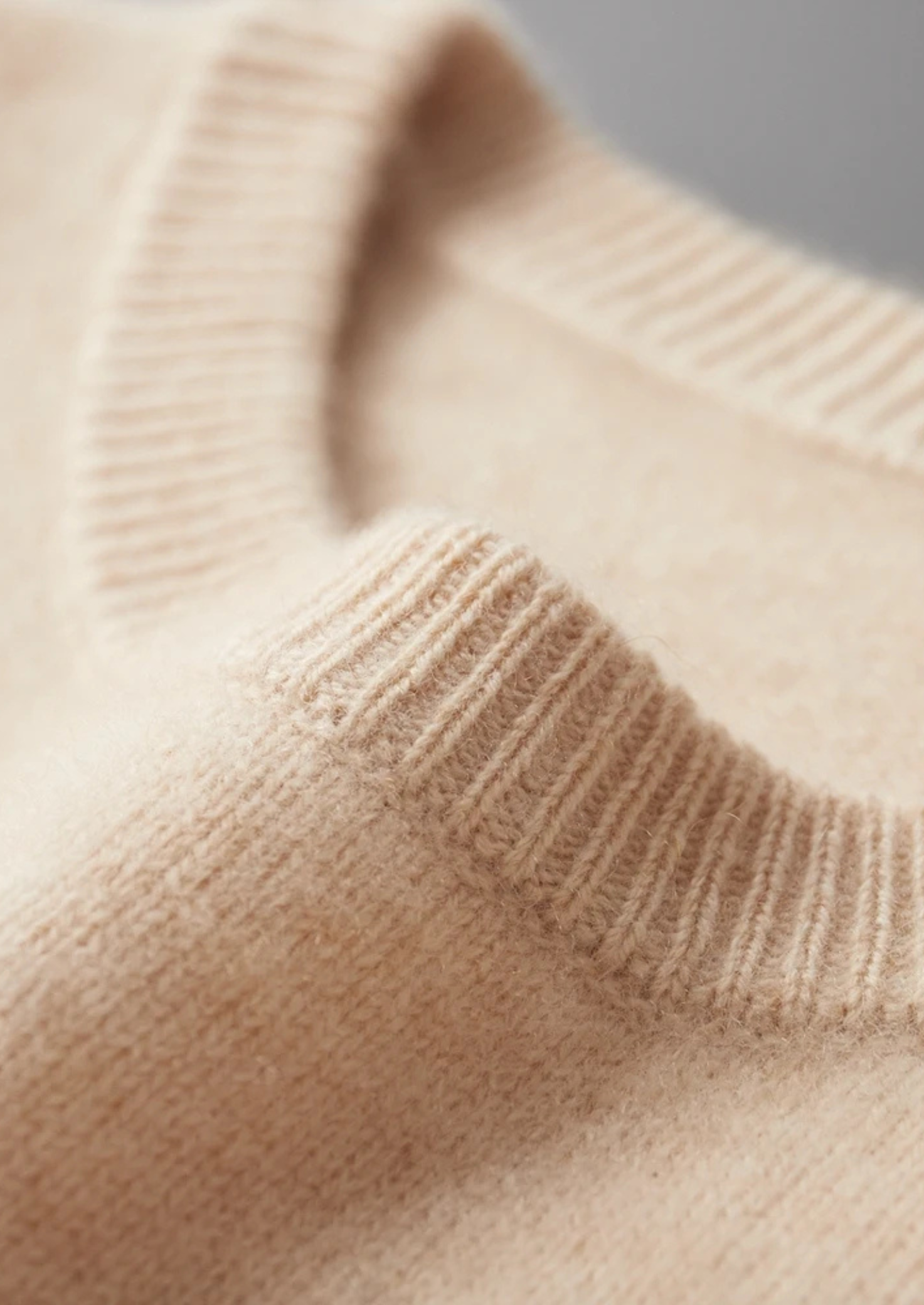 Premium Extra-Fine Merino Wool Classic Crew Neck Sweater