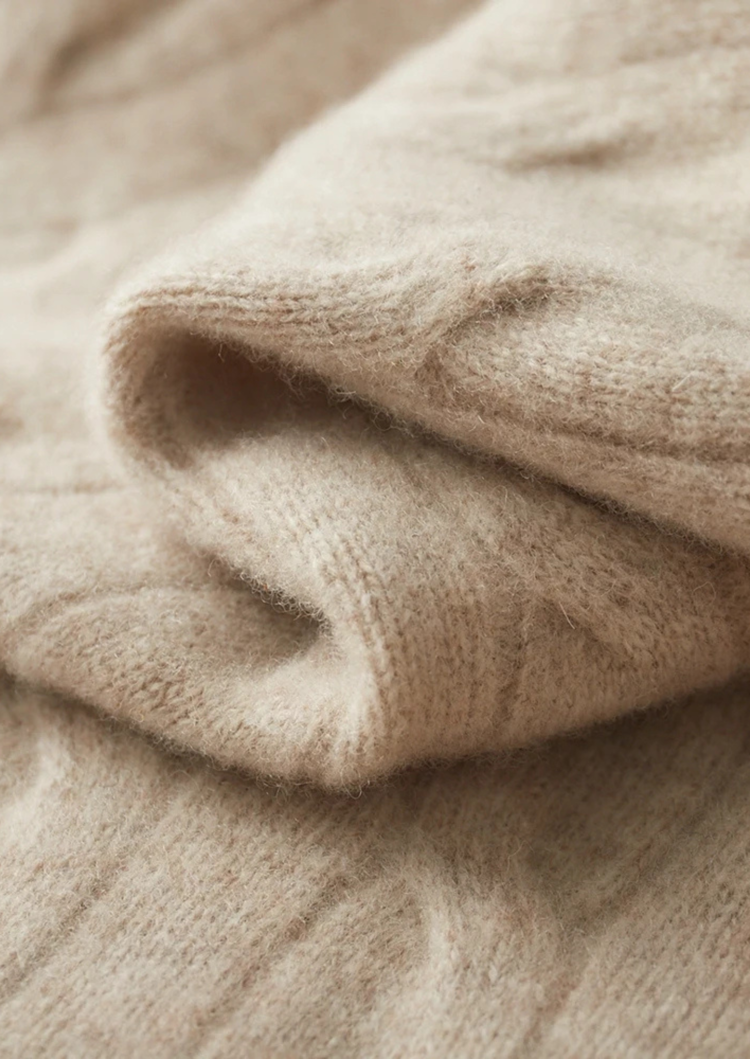 Premium Extra-Fine Merino Wool Cable Knit Half Zip