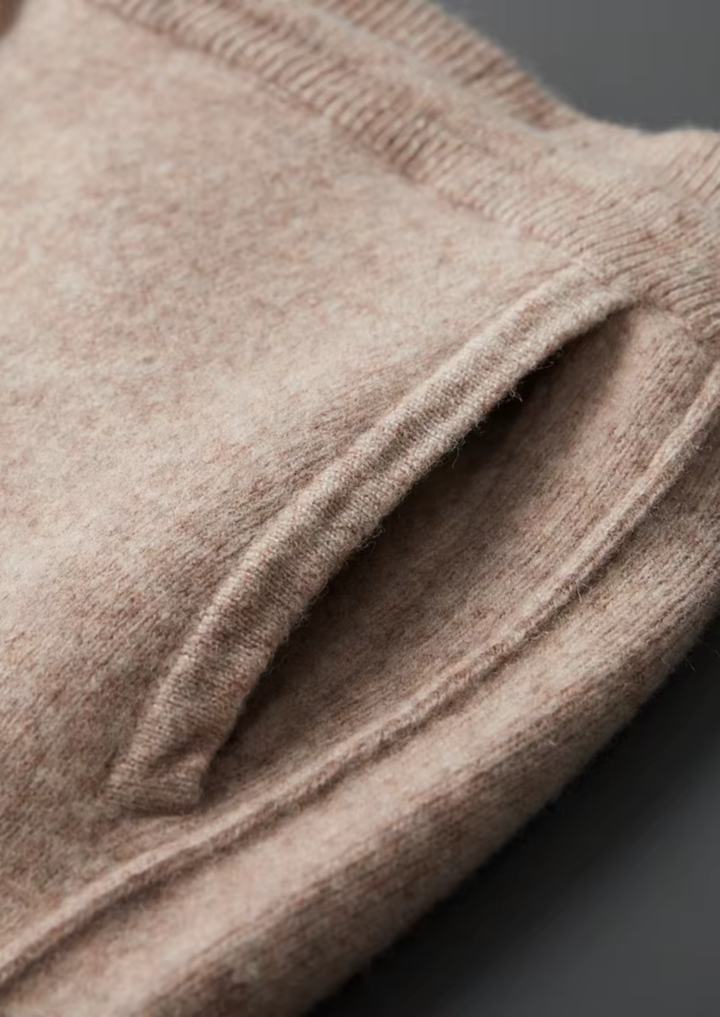 Premium Extra-Fine Merino Wool Vesco Set