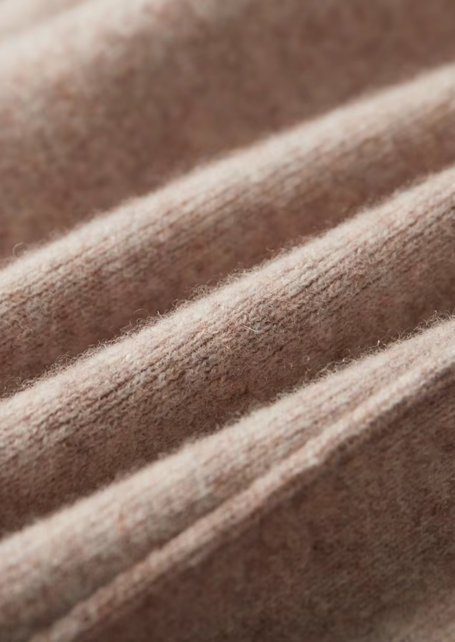 Premium Extra-Fine Merino Wool Vesco Set