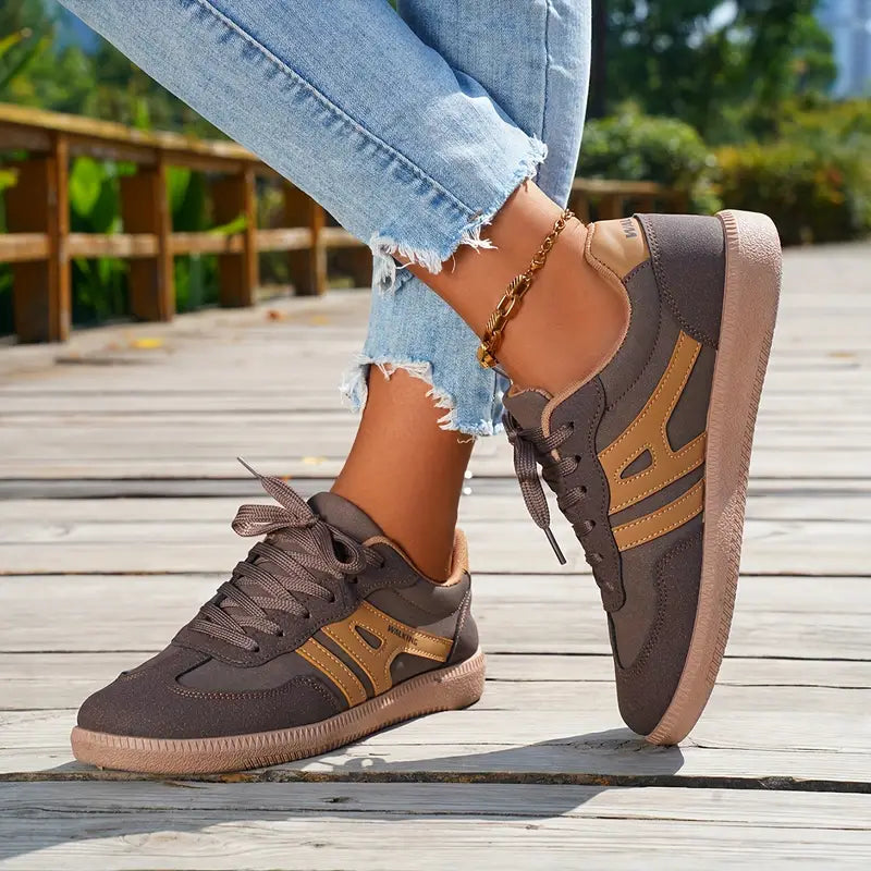 Thirza - Vintage-Inspired Casual Sneakers