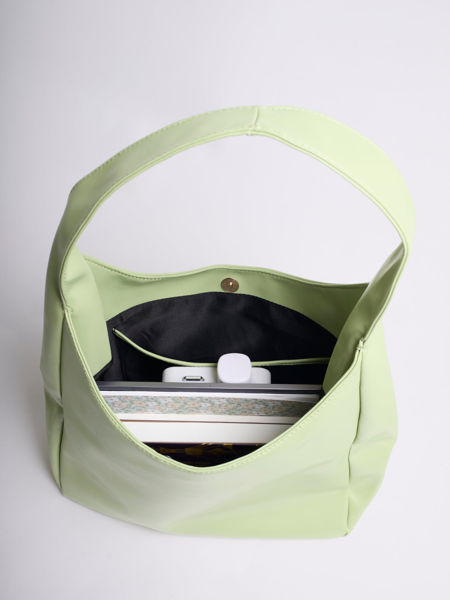 Simple Vegan Hobo Shoulder Bag - Empty Design