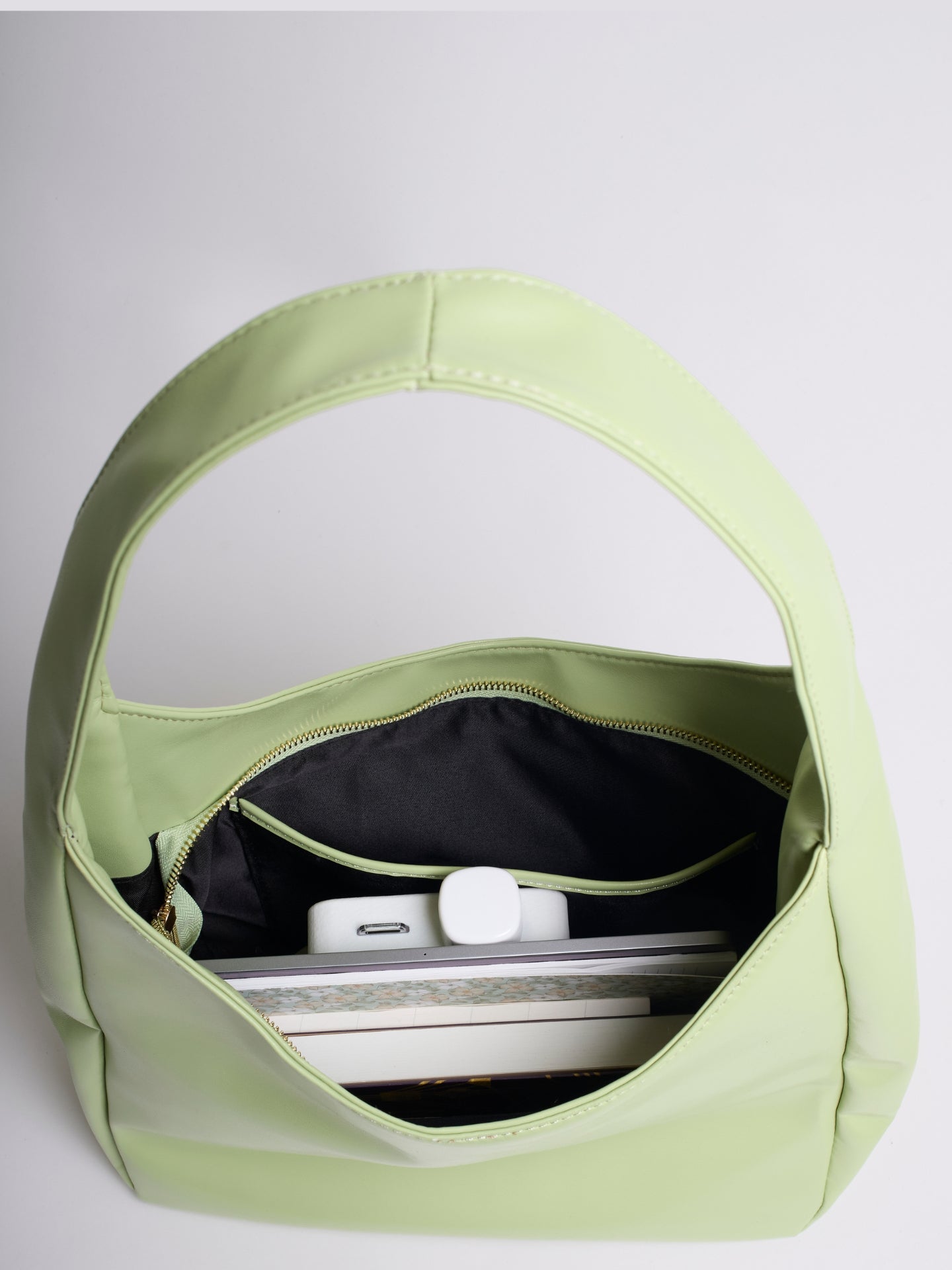 Simple Vegan Hobo Shoulder Bag - Empty Design