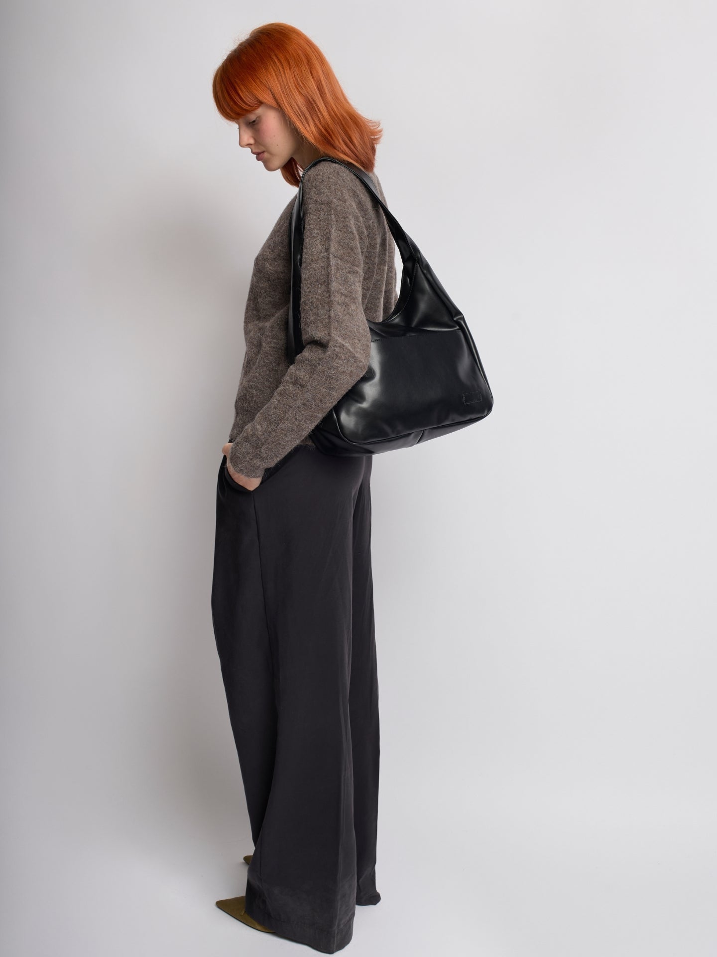 Simple Vegan Hobo Shoulder Bag - Empty Design