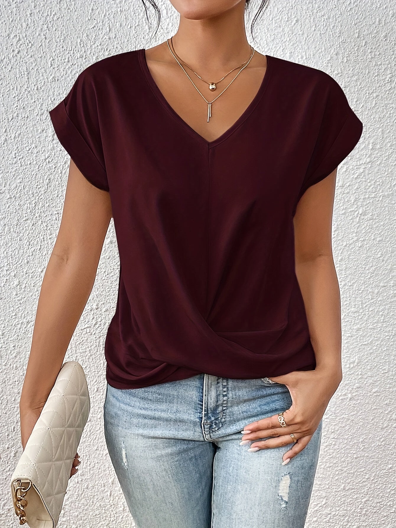 Noreen - V-Neck Casual T-Shirt