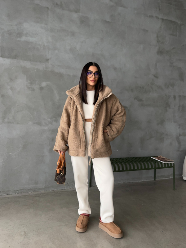 Cozy Oversized Women's Winter Jacket with Zipper and Pockets
