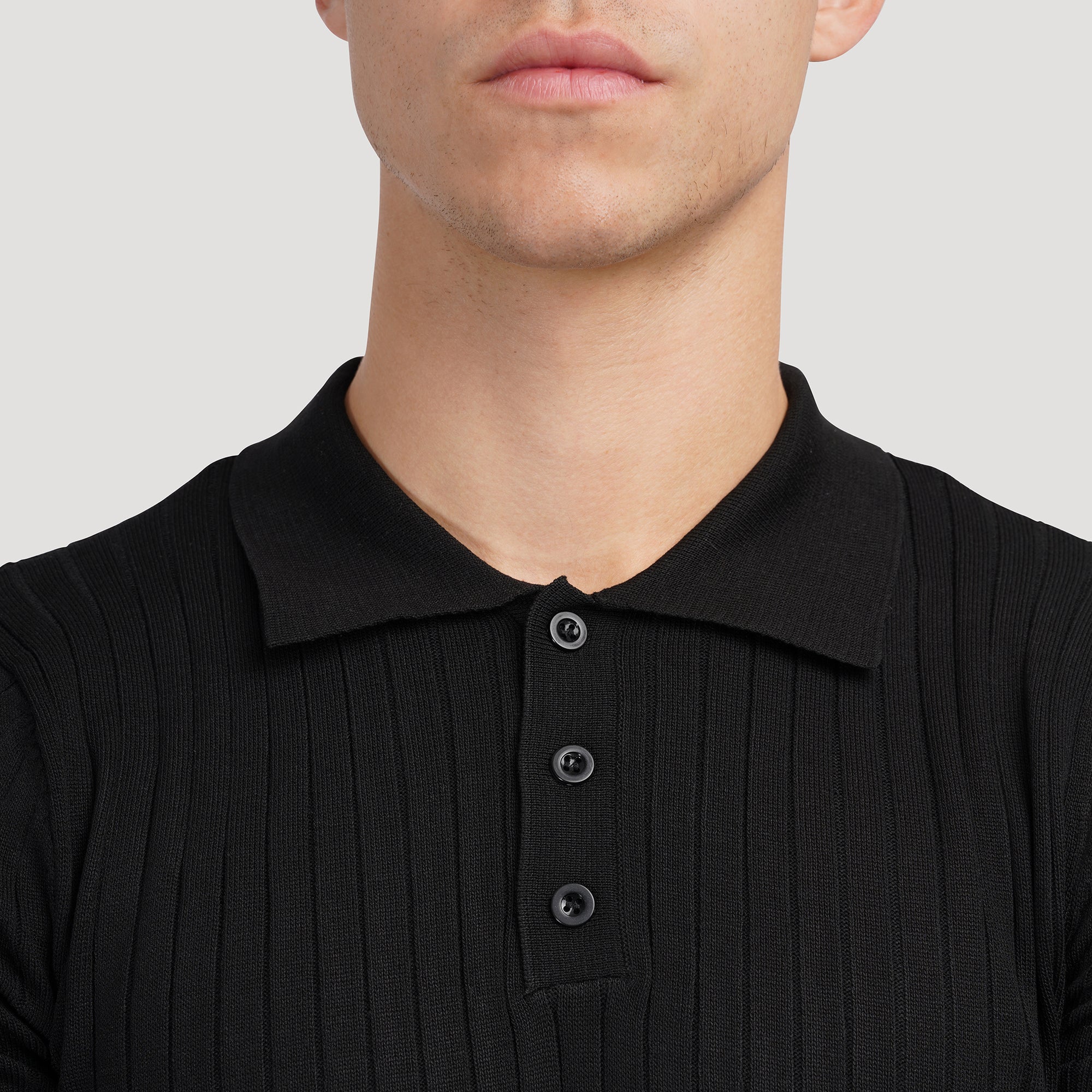 GIMCHEON Knit Polo Top