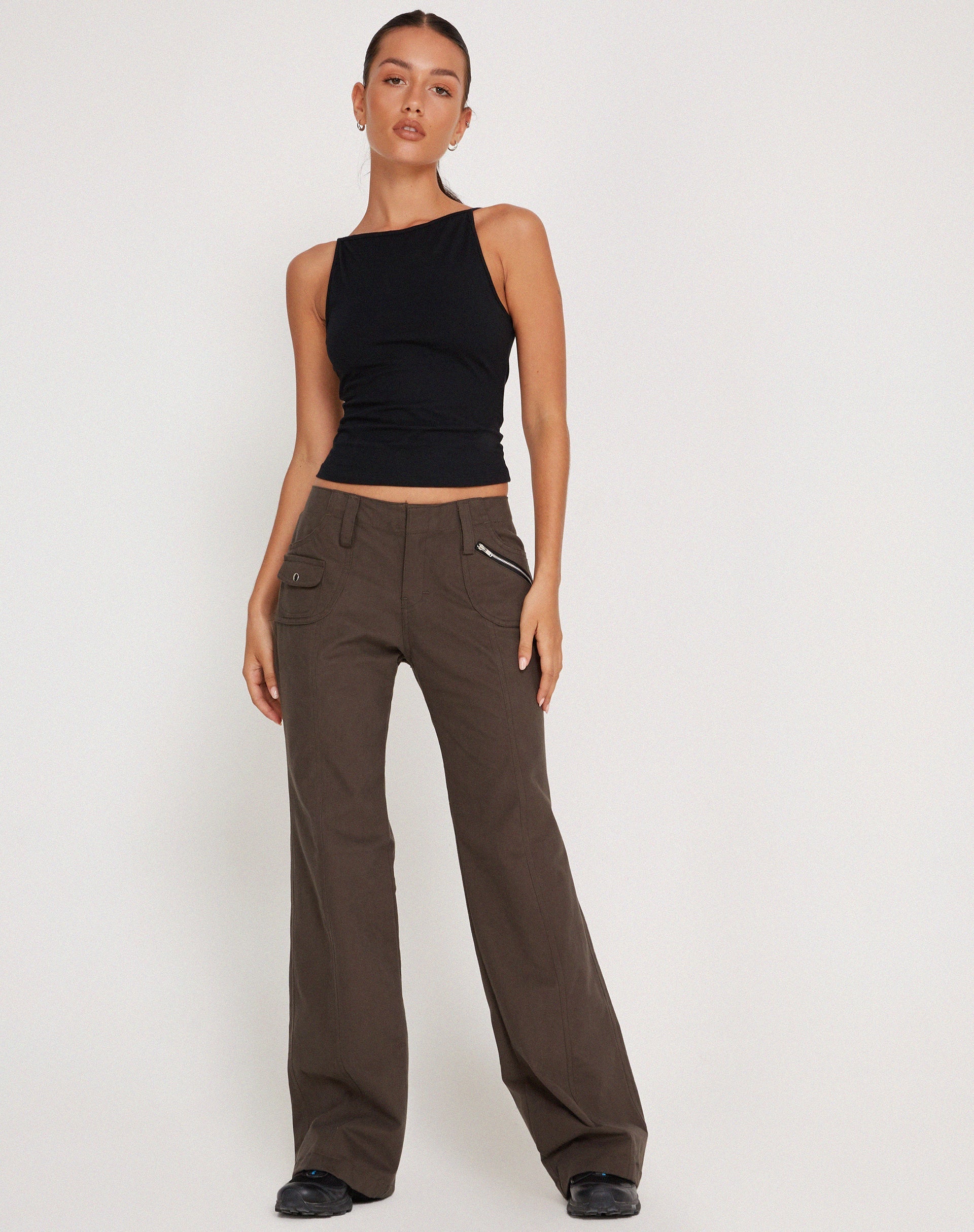 Lynn - Sleek Black Halter Top
