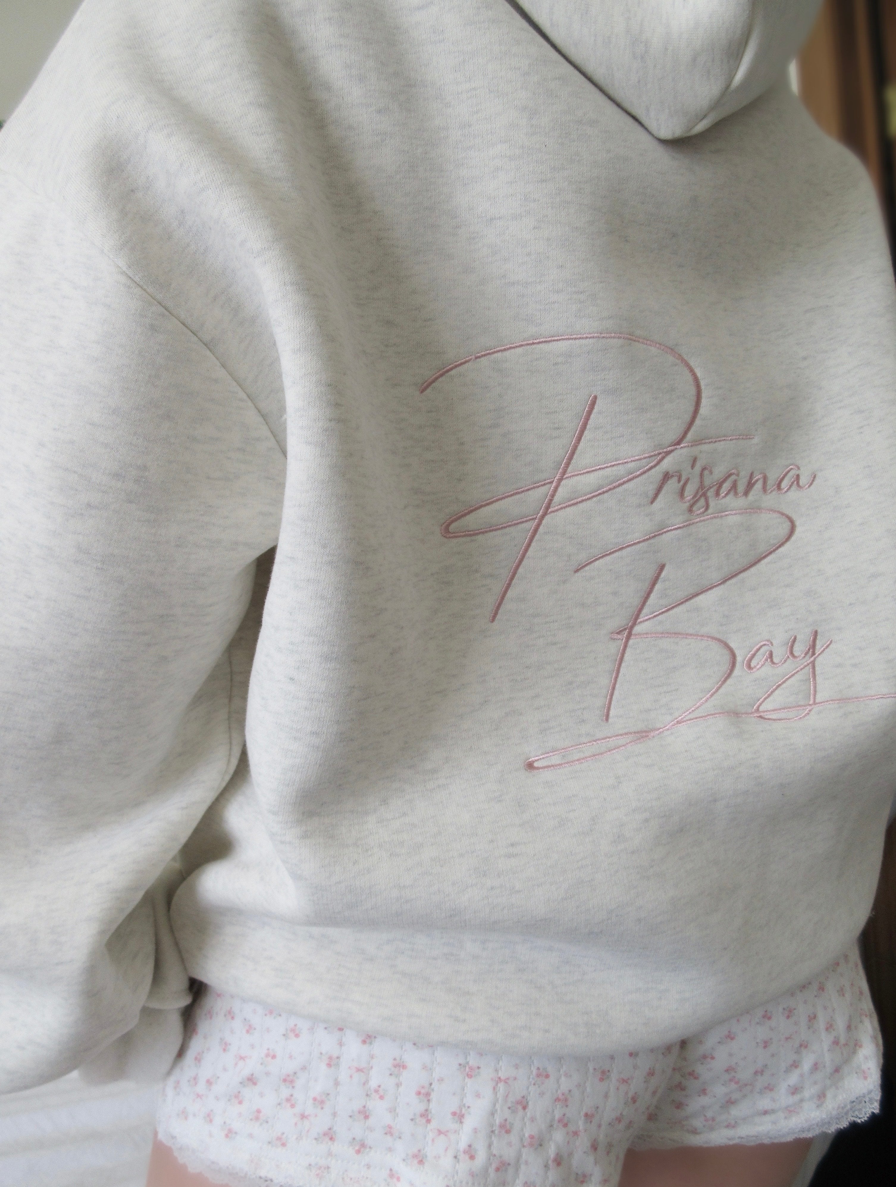 Yvonne - Bow-Embellished Oversized Hoodie