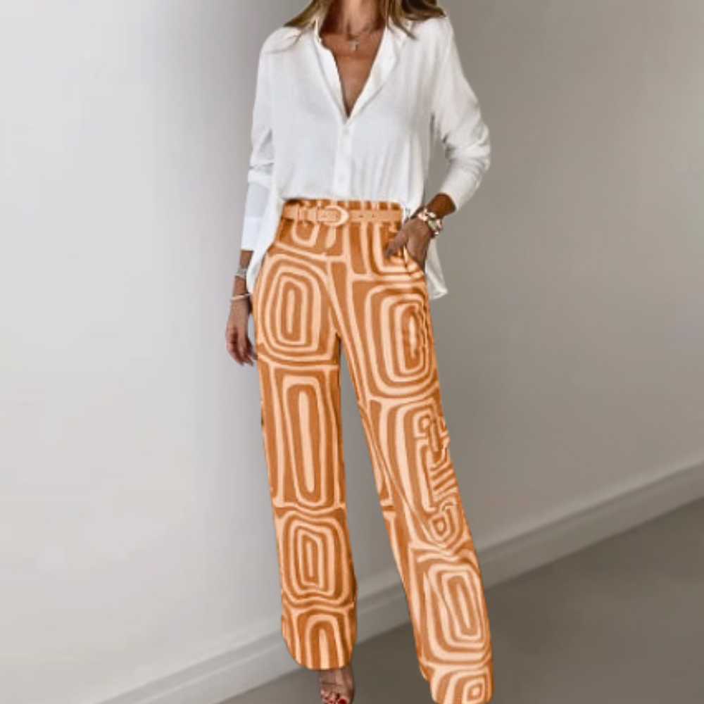 Lou - Stylish Two-Piece Set Featuring a White Blouse and Geometric Print Pants