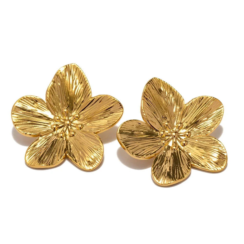 Sterre - Opulent Gold Floral Earrings