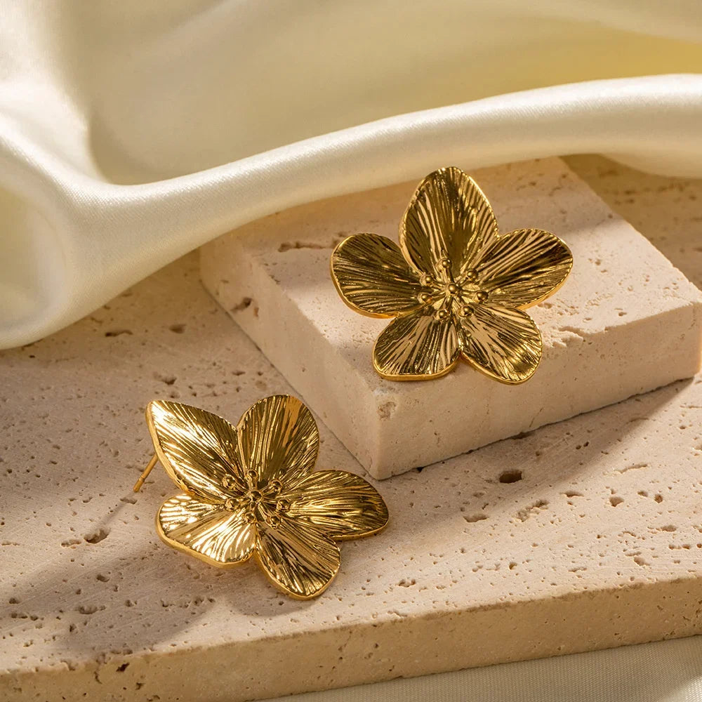 Sterre - Opulent Gold Floral Earrings