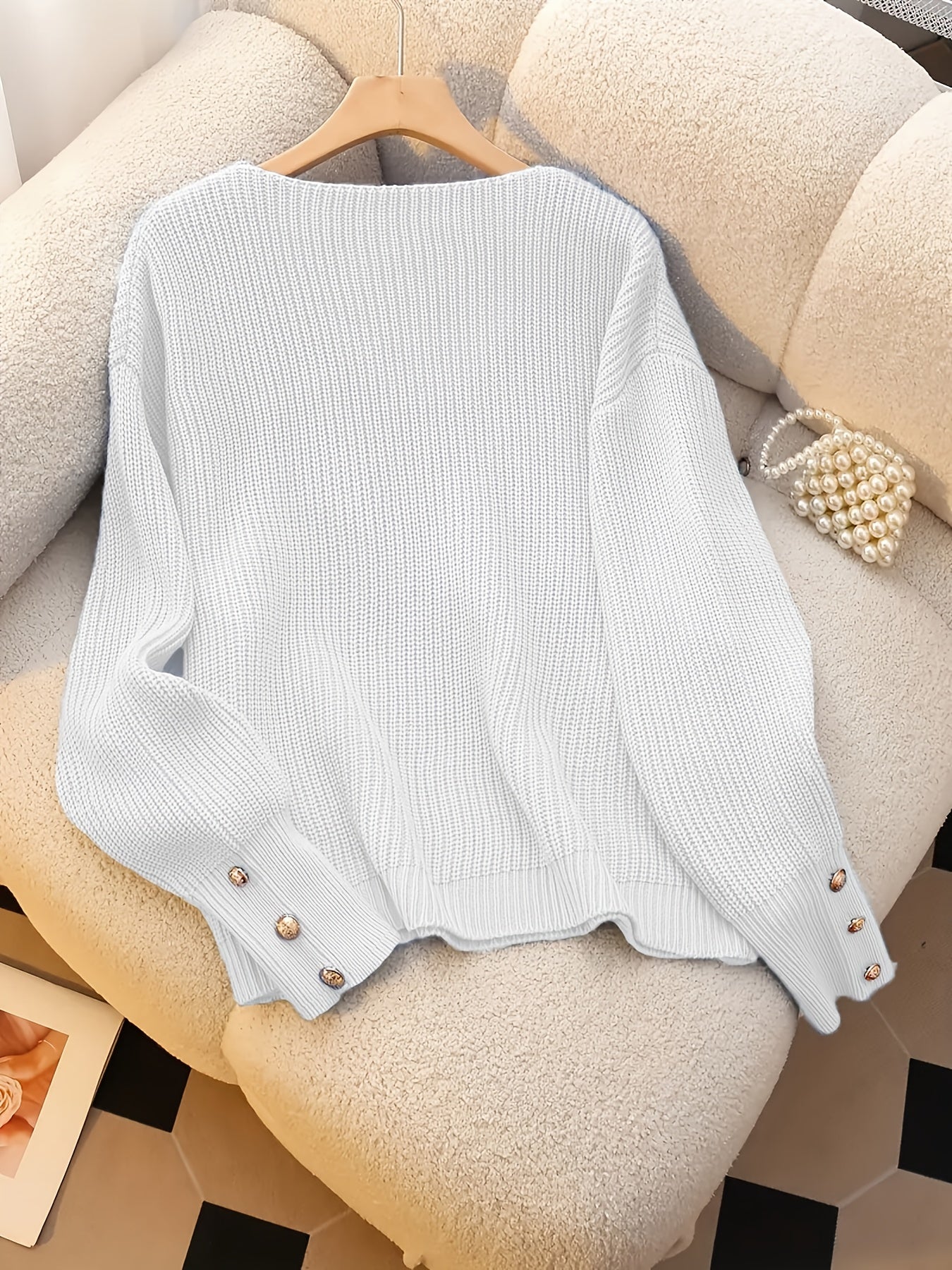 Emma | Stylish V-Neck Knit Sweater with Long Sleeves