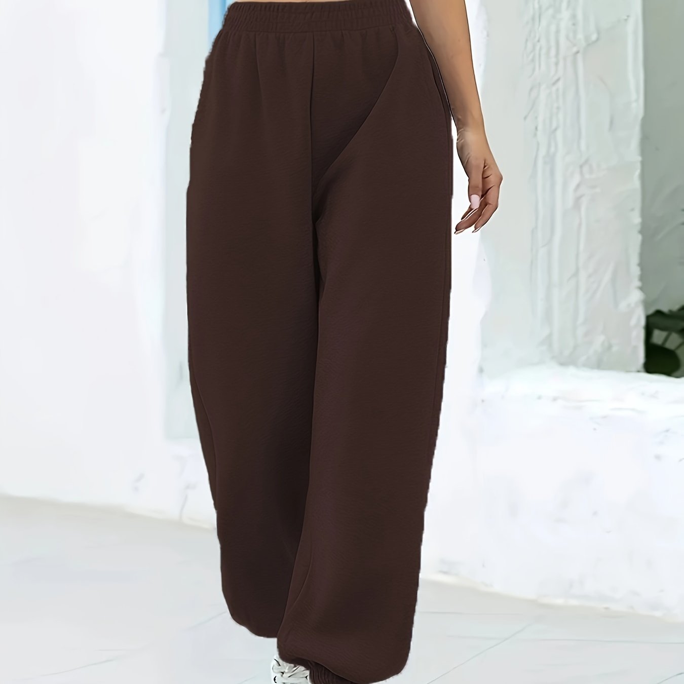 Femke | Classic High-Waisted Elastic Joggers