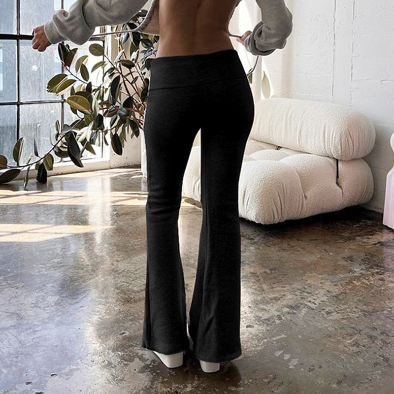 Fenna | Relaxed Low-Rise Flared Pants
