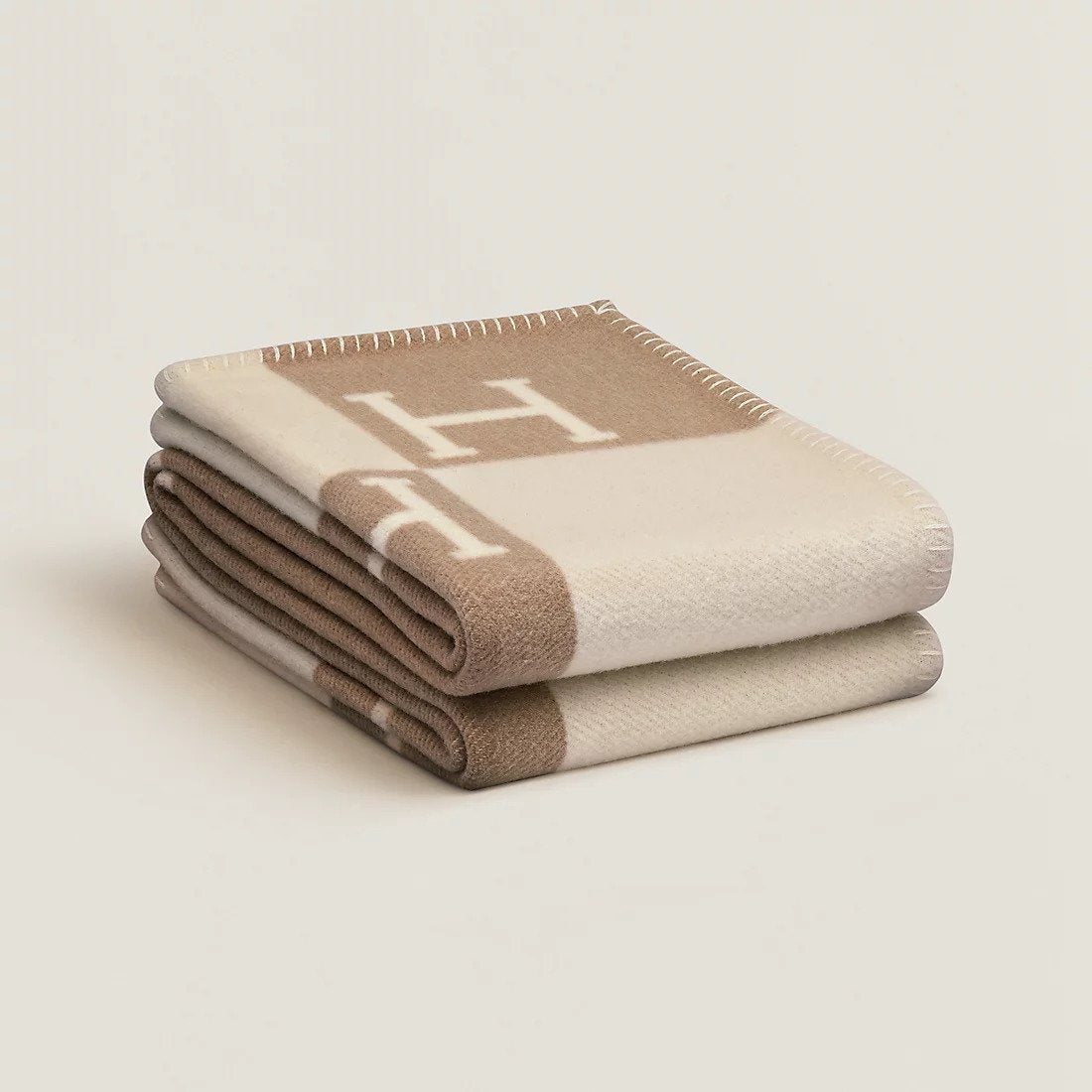 Luxurious Gold Cashmere and Wool Throw Blanket