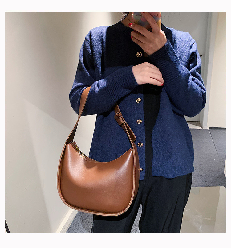 Sleek Minimalist Hobo Shoulder Bag