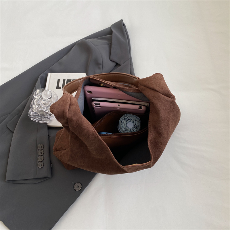 Everyday Swedish Leather Tote Bag