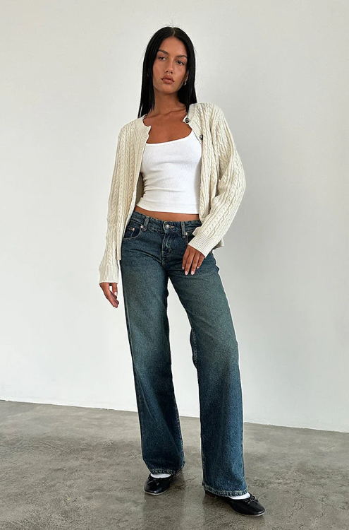 Lara | Stylish & Comfortable Low-Rise Stretch Denim Jeans