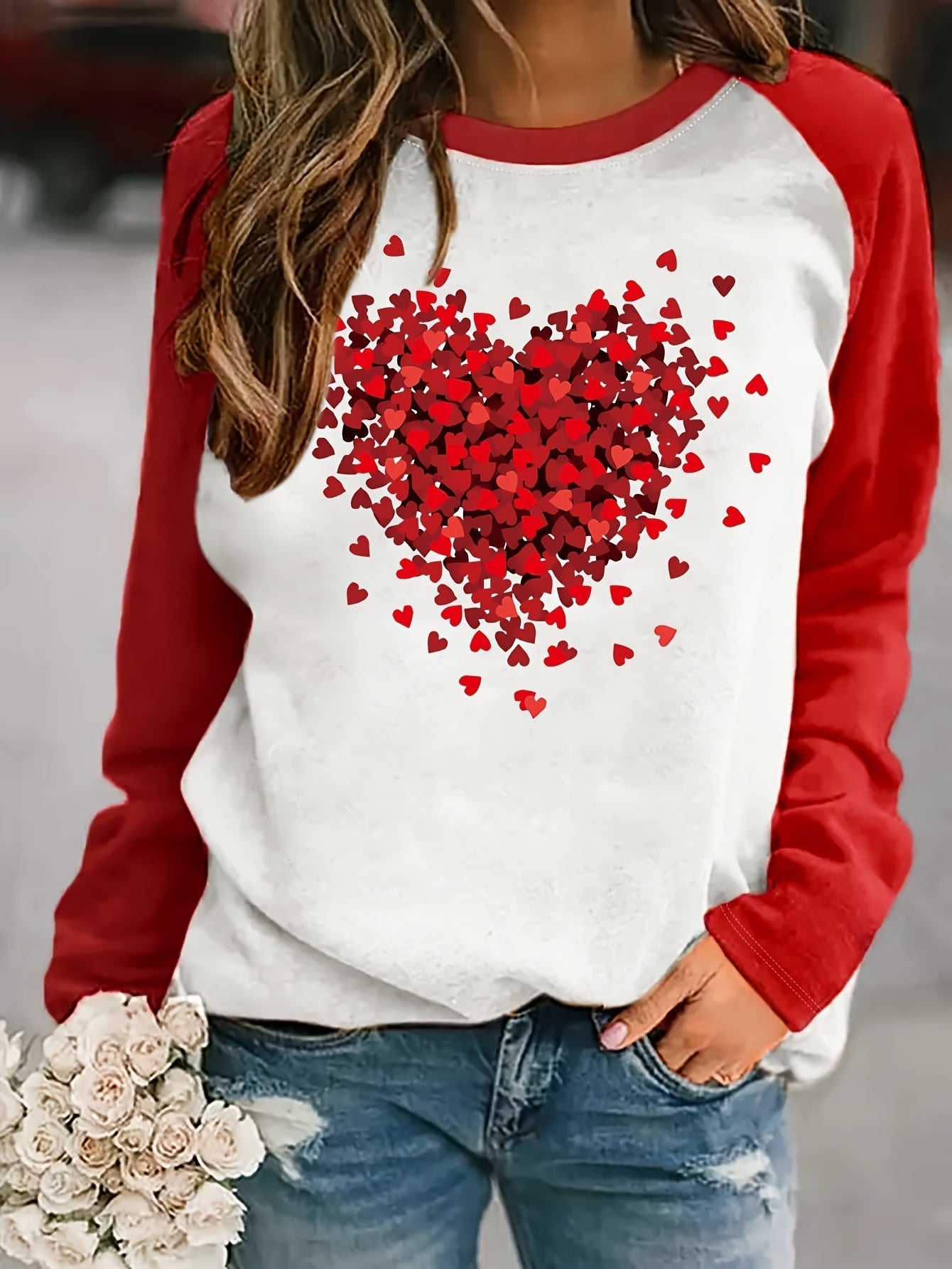 Lotte | Round Neck Sweatshirt with Heart Print