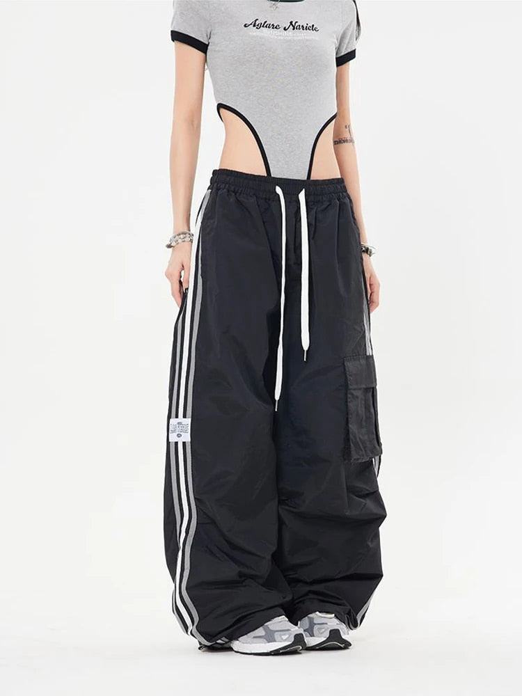 Malin | Women's Wide-Leg Cargo Trousers