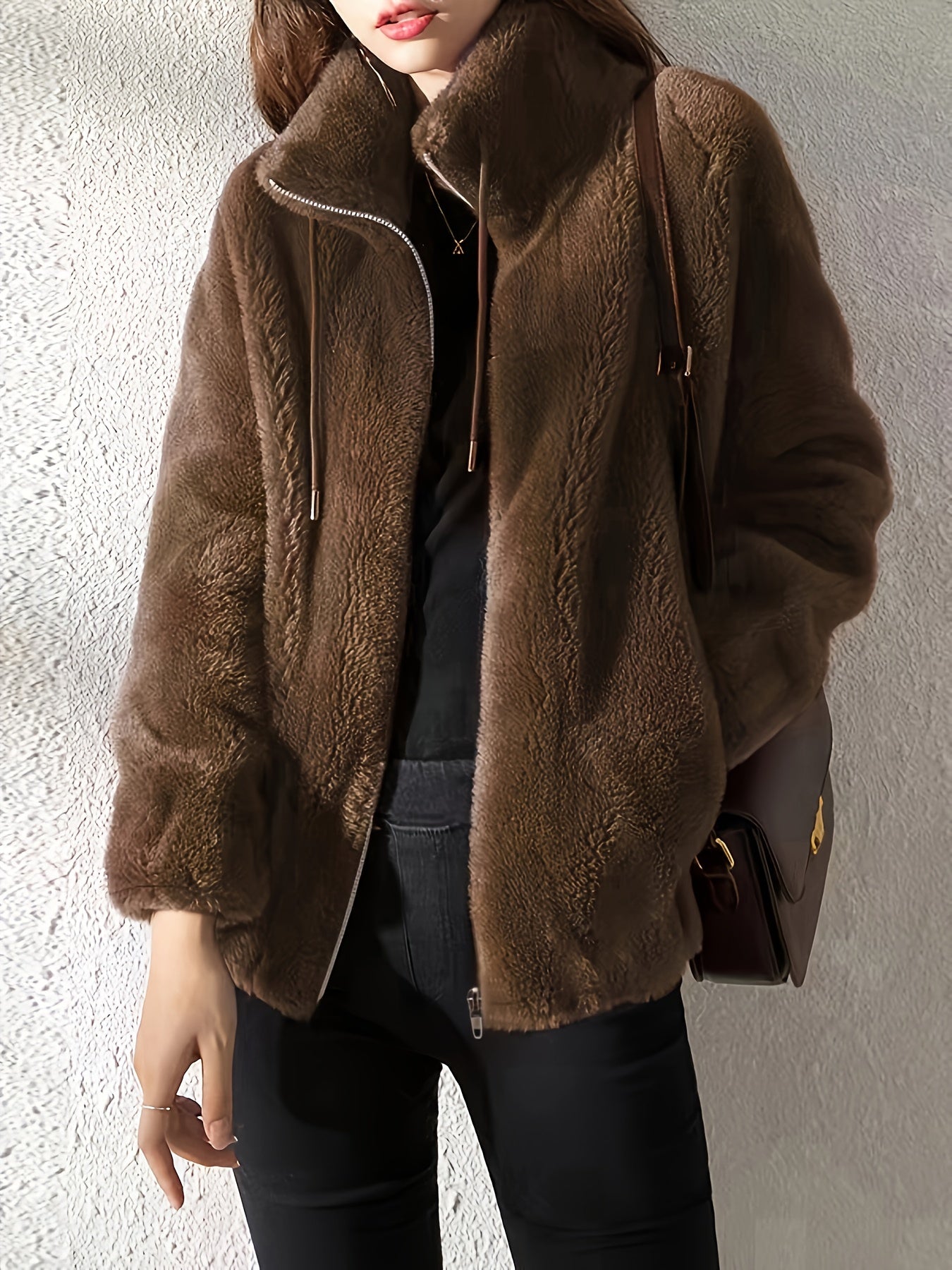 Nina | Cozy Teddy Jacket with Drawstring and Zip Closure