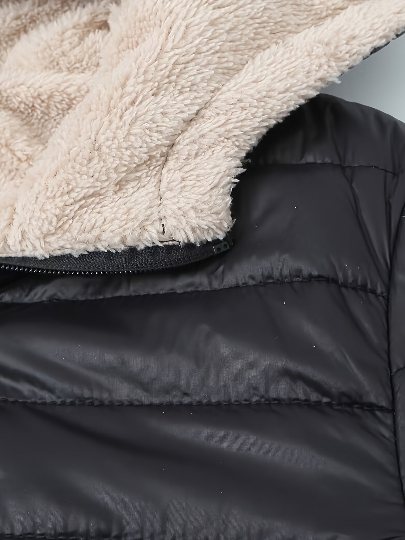Nina | Cozy Puffer Jacket with Zip Closure and Faux Fur Lining