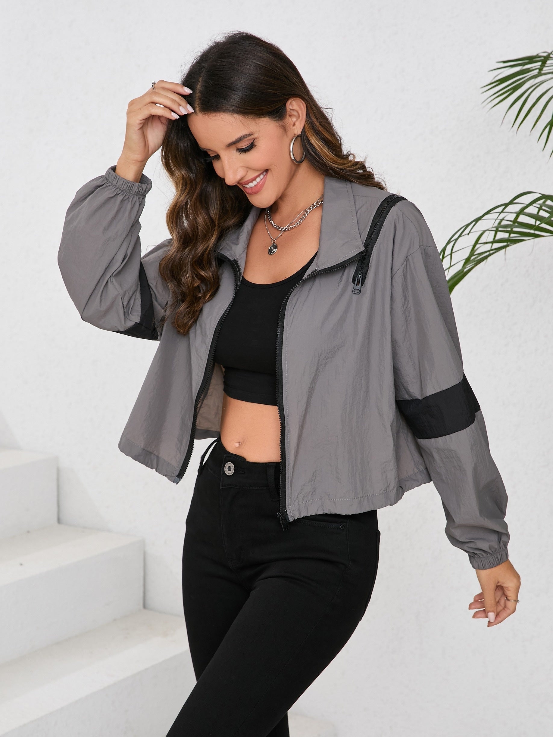 Noa | Chic Women's Windbreaker