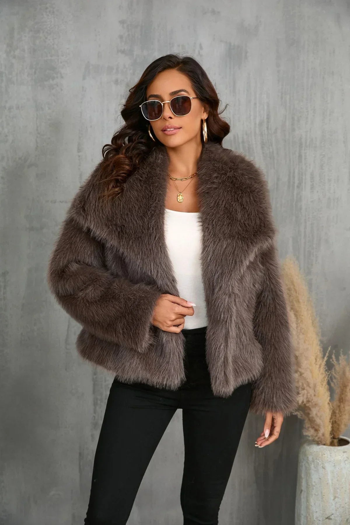 Noa | Cozy Faux Fur Jacket