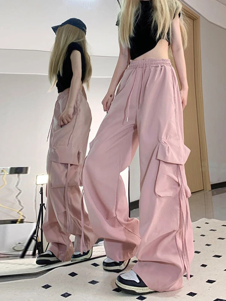 Samantha | Streetwear-Inspired Cargo Trousers