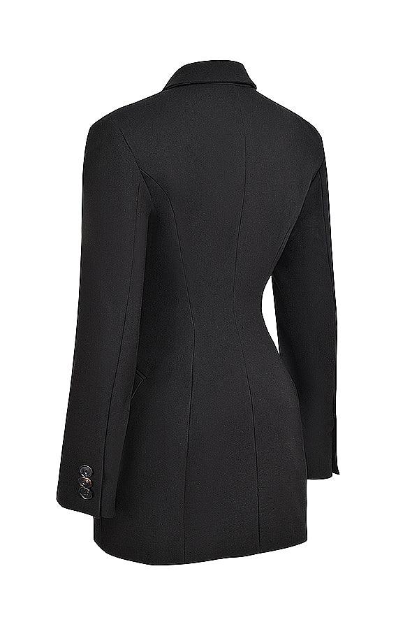 Jara - Black Blazer Featuring Stylish Shoulder Pads