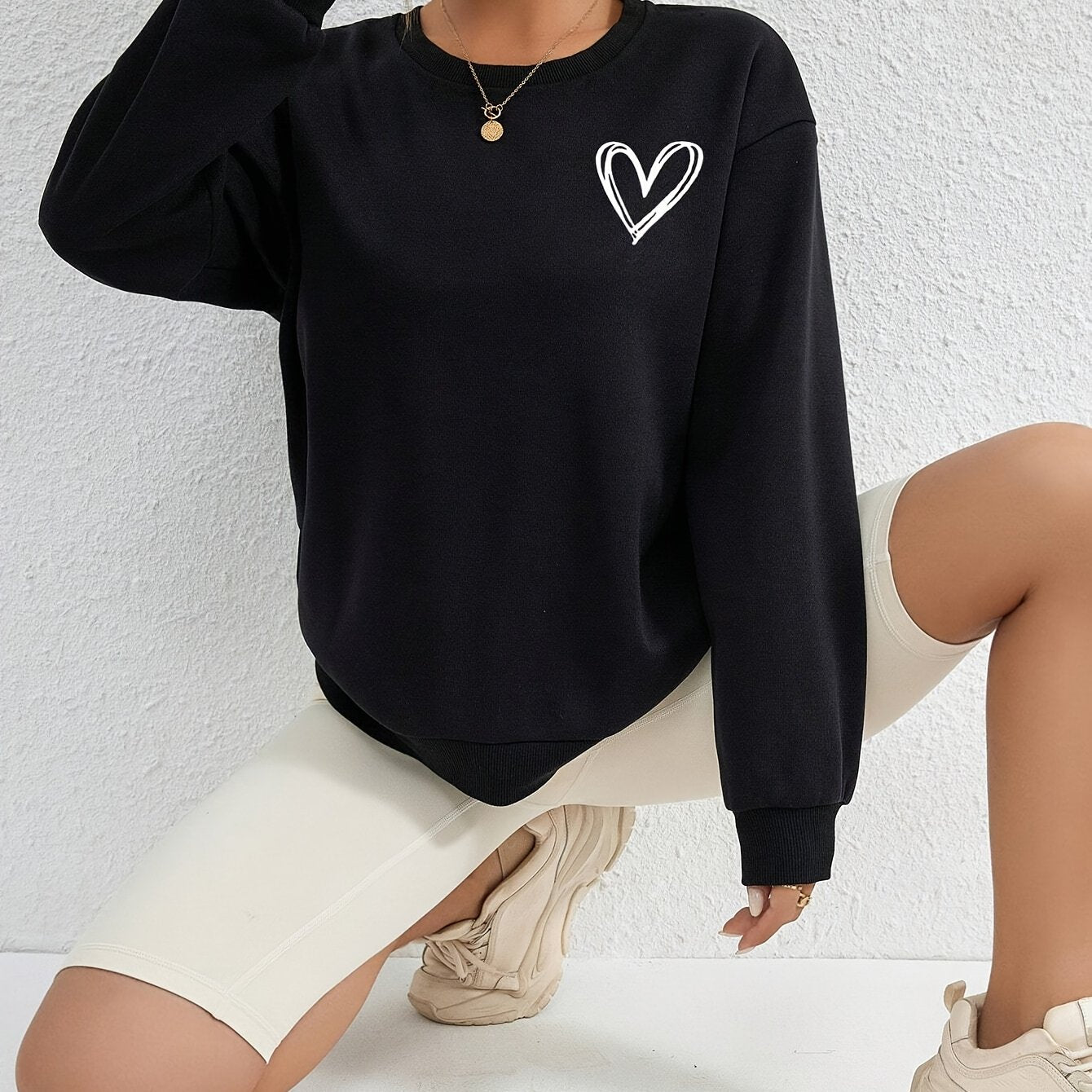 Sophie | Long Sleeve Casual Sweatshirt with Heart Print