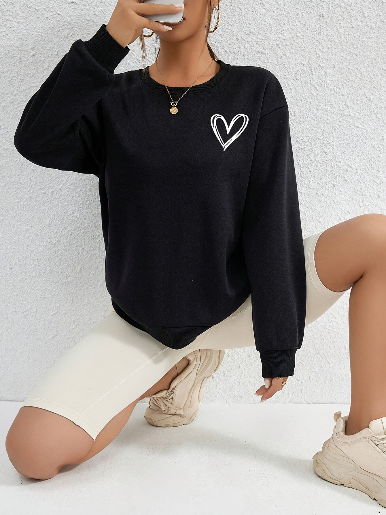 Sophie | Long Sleeve Casual Sweatshirt with Heart Print