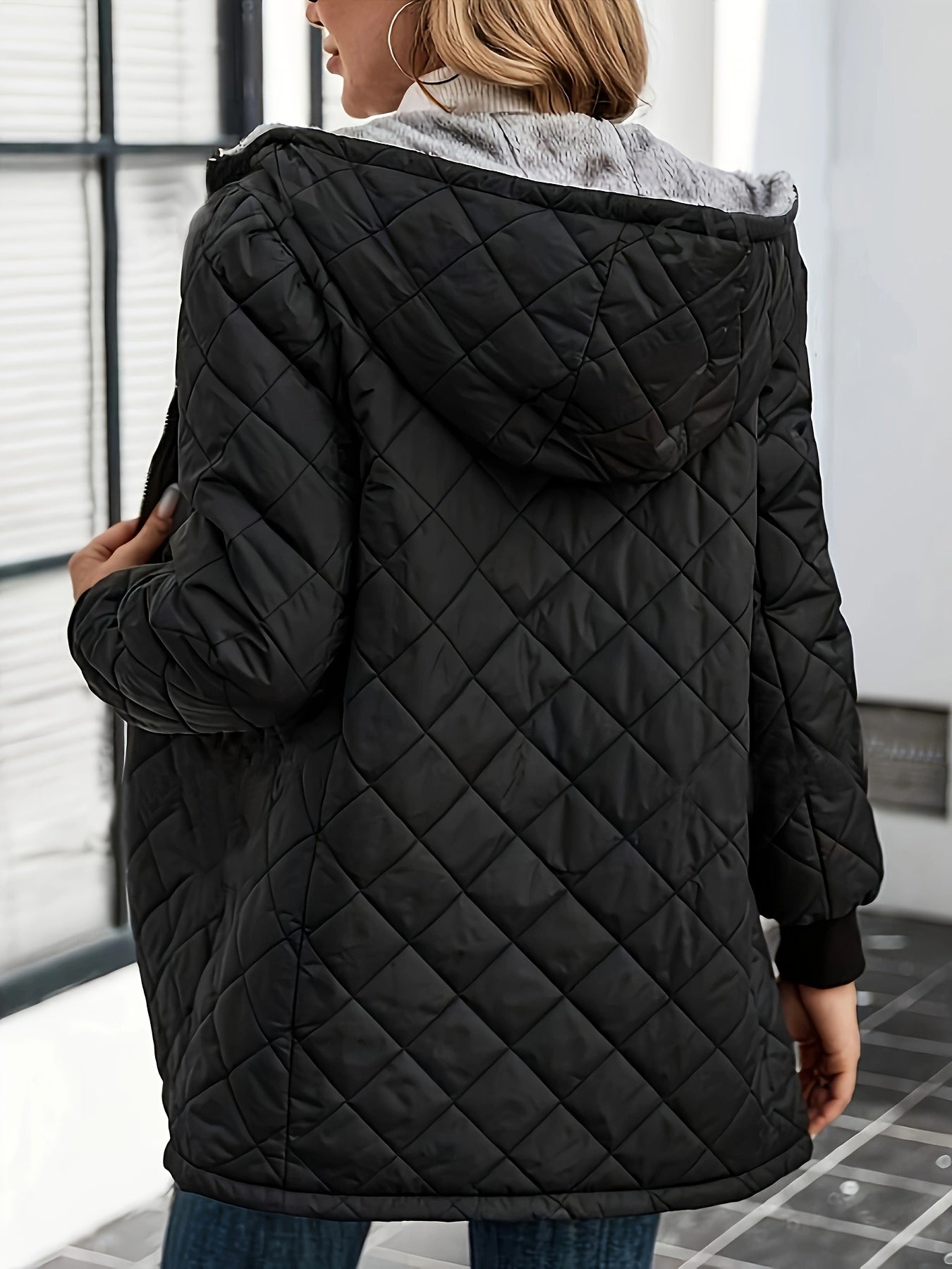 Sophie | Women's Geometric Patterned Puffer Jacket