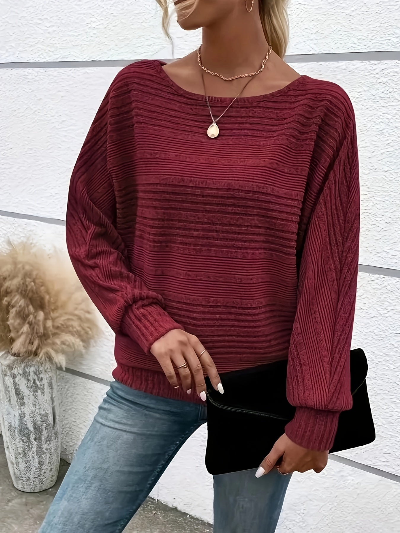 Sophie | Simple Casual Pullover with Round Neck and Flared Sleeves