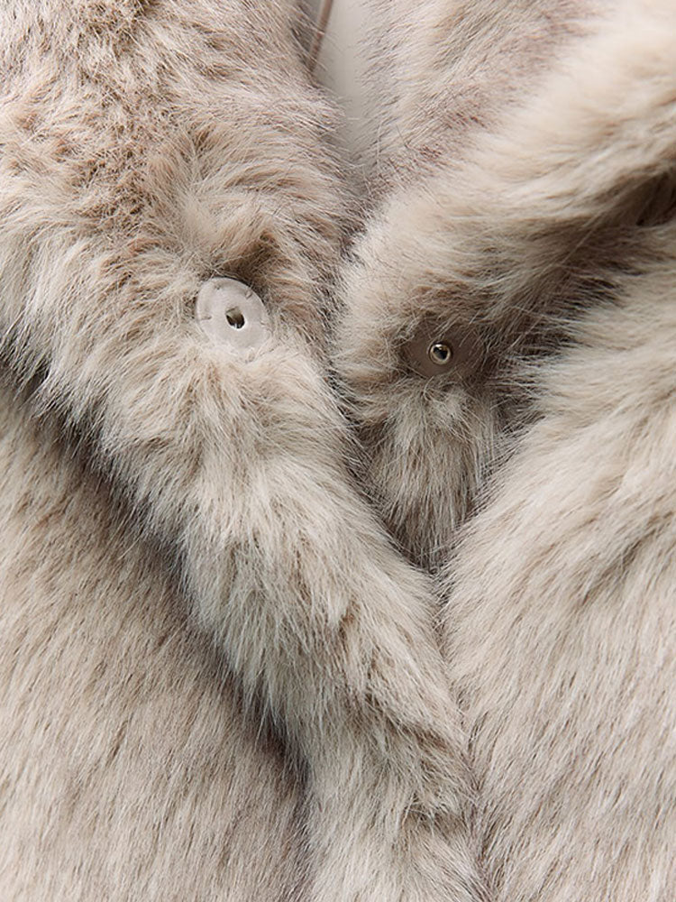 Sophie | Women's Luxurious Soft Fur Coat
