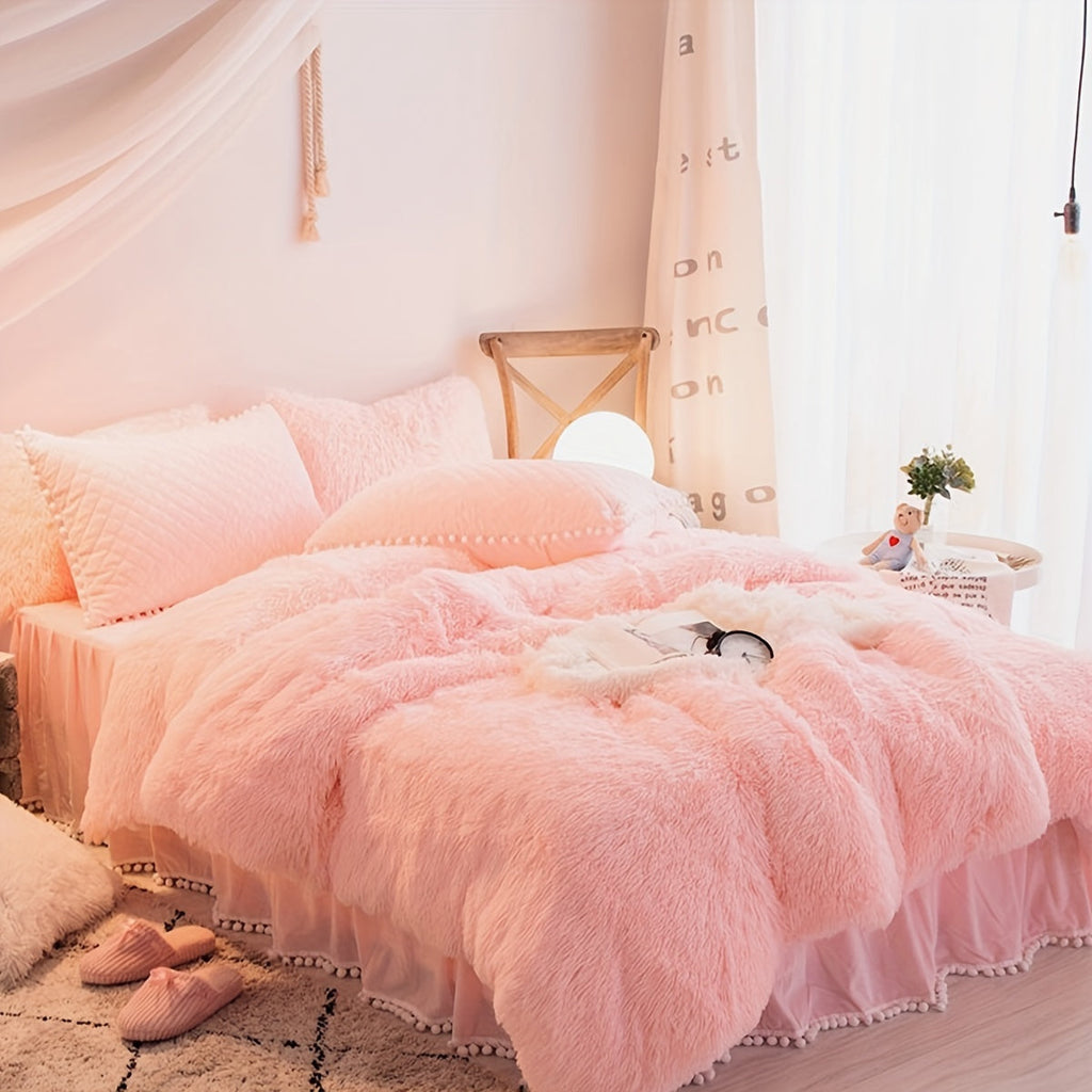 Luxurious Three-Piece Velvet Bedding Set with Soft Velvety Texture