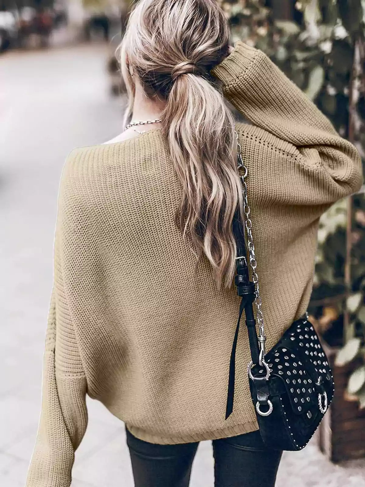 Cozy Oversized Women's Knit Set: Sweater and Mini Skirt