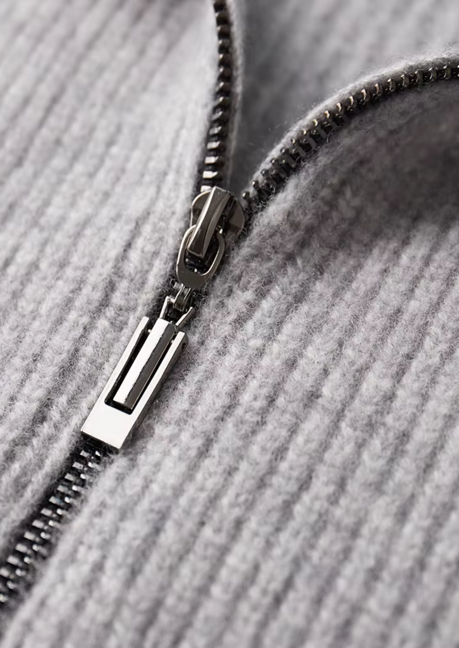 Luxurious Extra-Fine Merino Wool Ribbed Cardigan