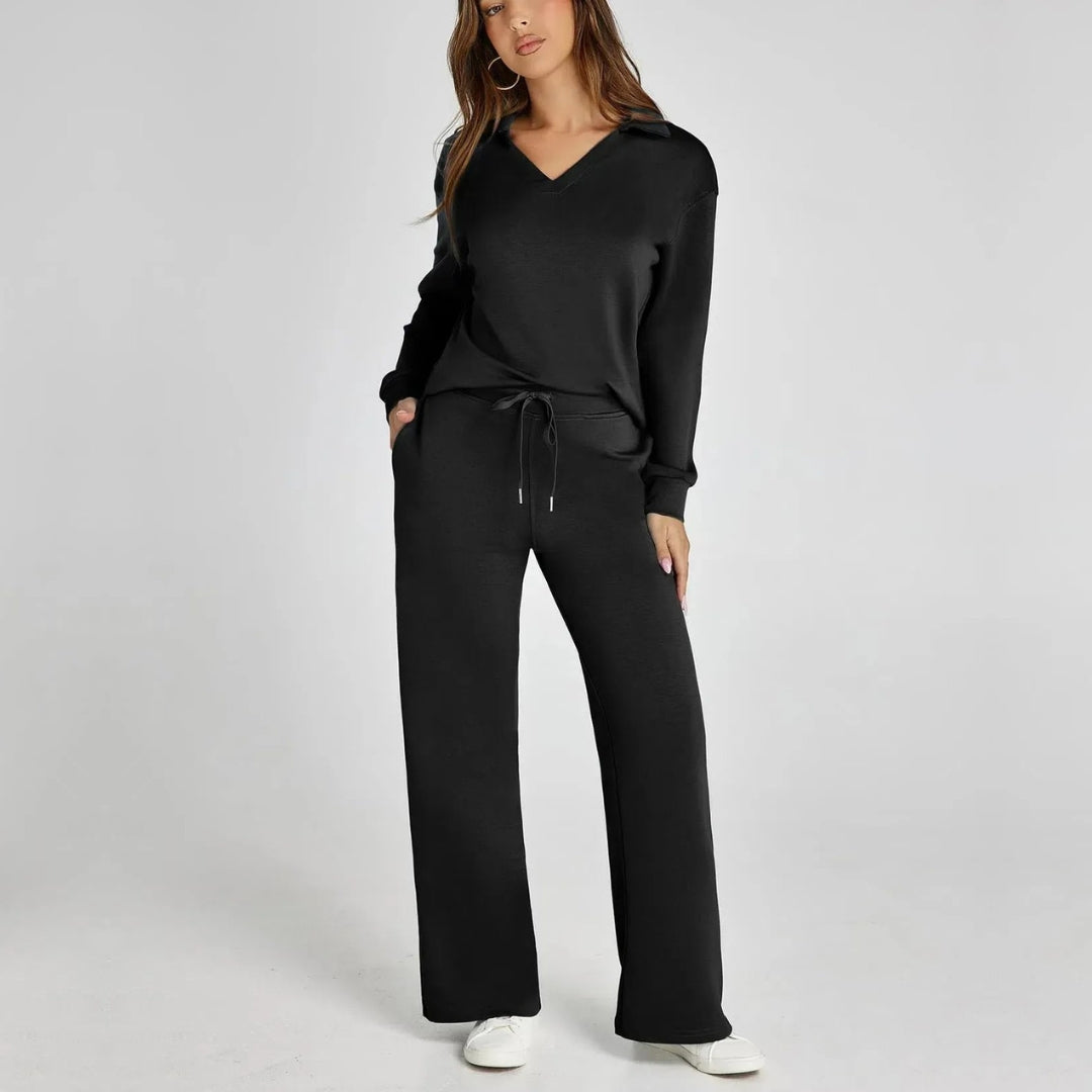 Eline | Premium Loungewear Set Featuring Cozy Trousers and V-Neck Design