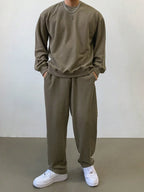 LIVAA Men's Tracksuit Ensemble | Sweatshirt & Pants