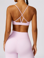 Chic Seamless Women's Sports Set with Tailored Fit