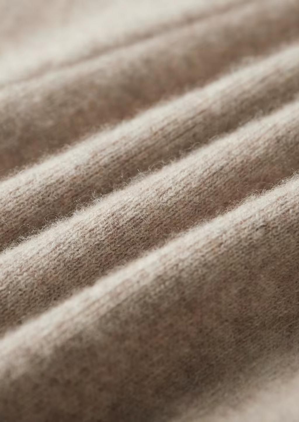 Luxurious Extra-Fine Merino Wool Luzzo Collection