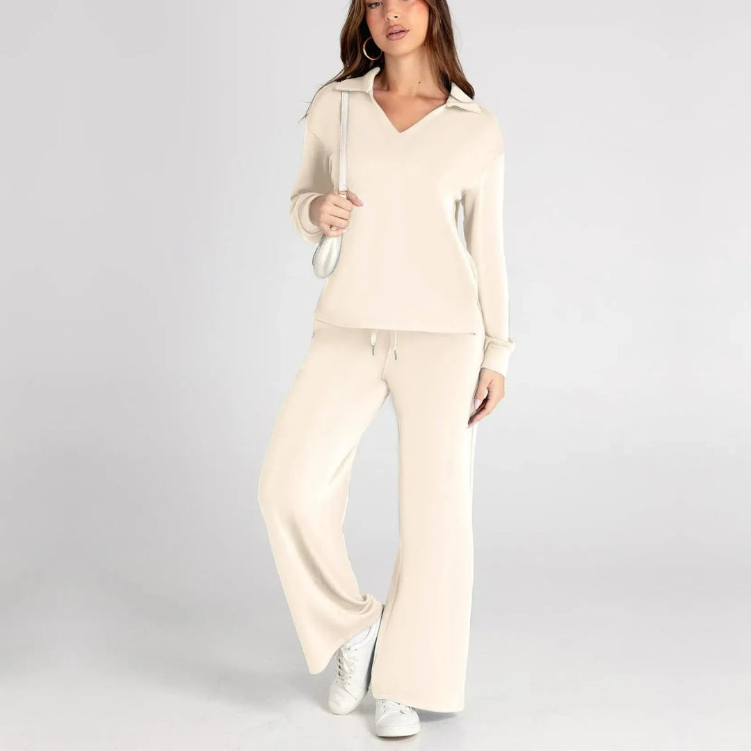 Eline | Premium Loungewear Set Featuring Cozy Trousers and V-Neck Design
