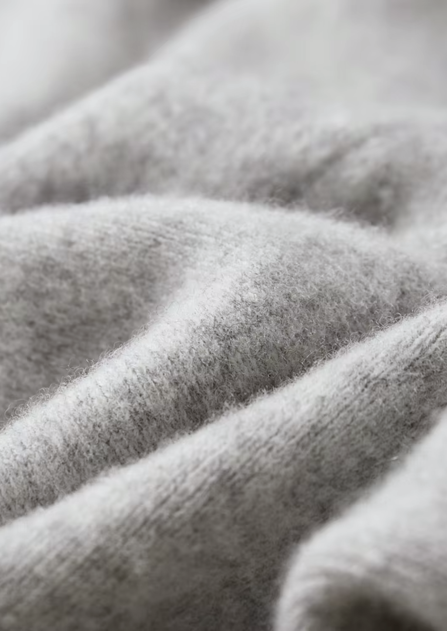 Premium Extra-Fine Merino Wool Two-Tone Set