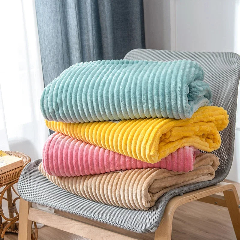 Cozy Velvet Fleece Blanket for Winter Warmth