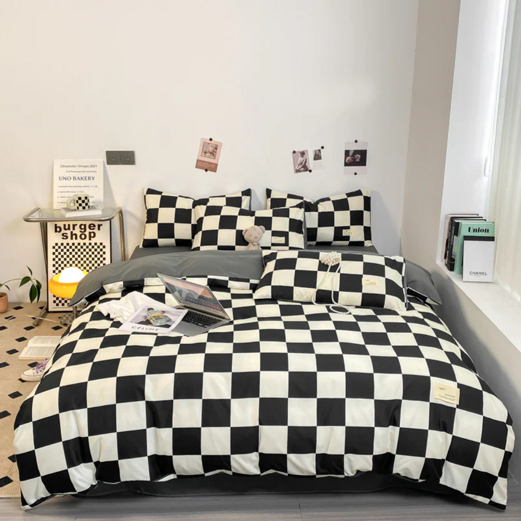 Cashu - Elegant Checked Luxury Bedding
